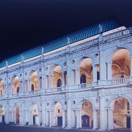 Casa Pallamaio Historic Center วิเชนซา ภายนอก รูปภาพ